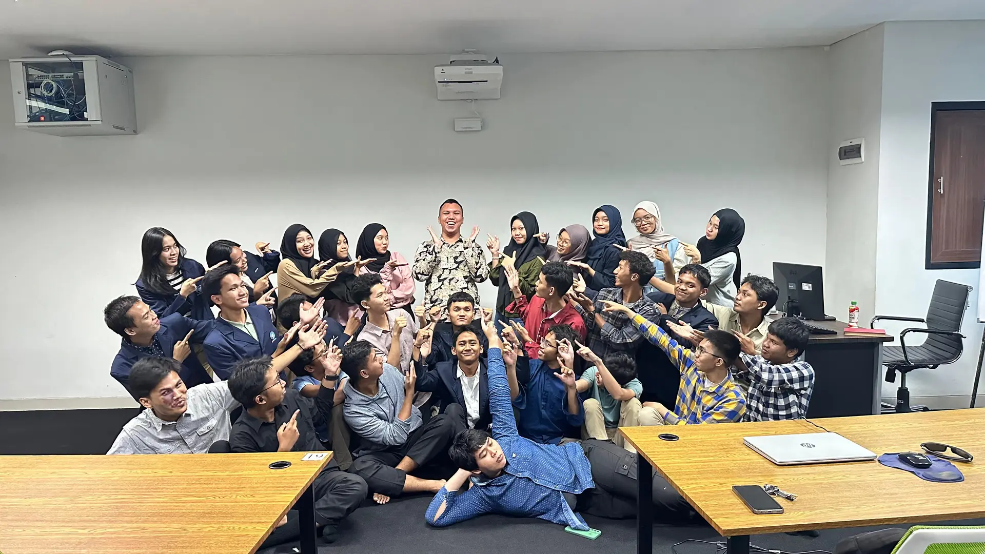 Foto Last Session Pemrograman Berbasis Web