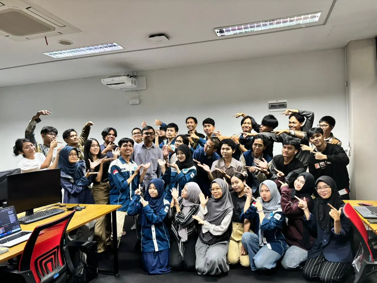 Foto Last Session Administrasi Sistem Komputer