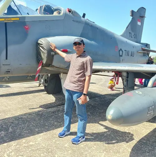 Kevin Riady, A.Md.Kom.